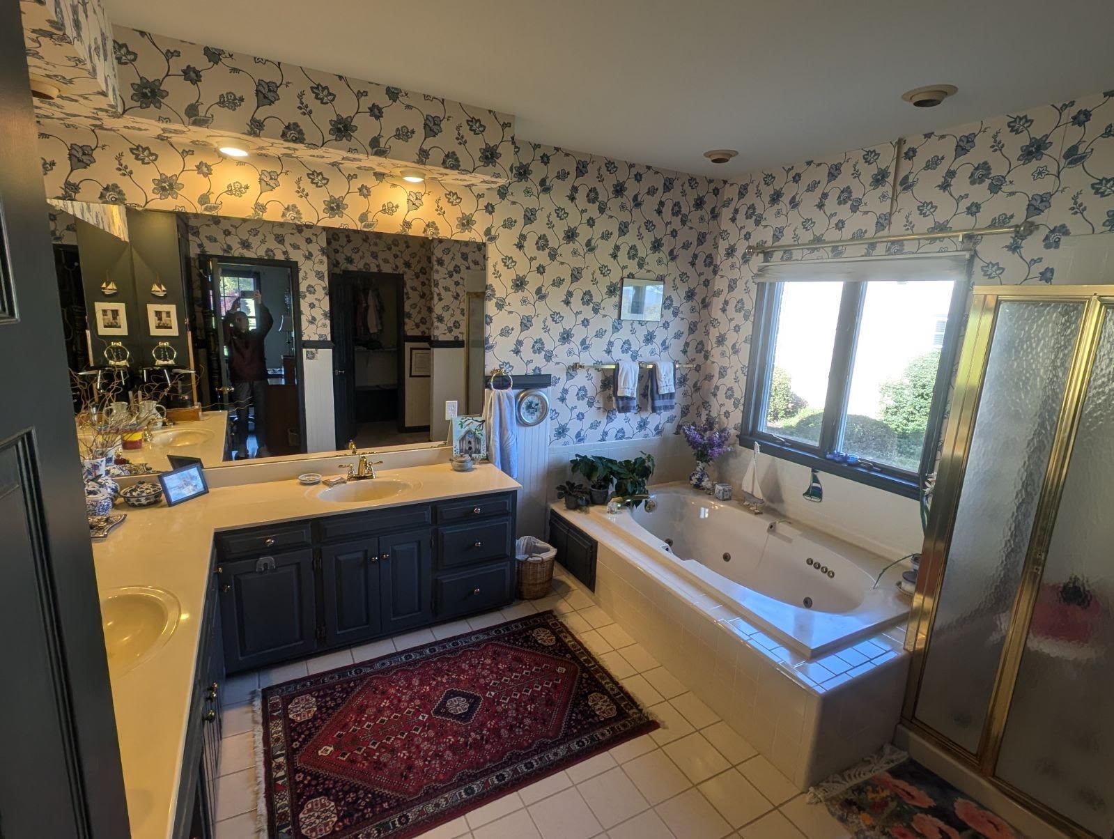 41 NICOLSON DR
