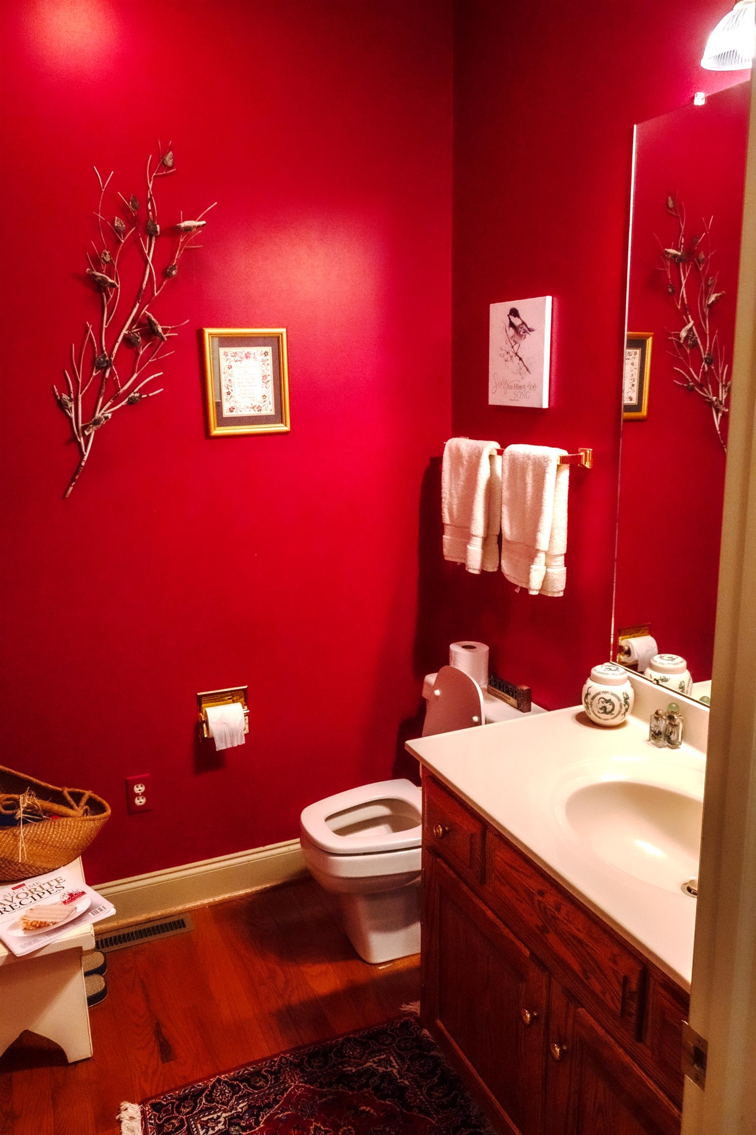 41 NICOLSON DR