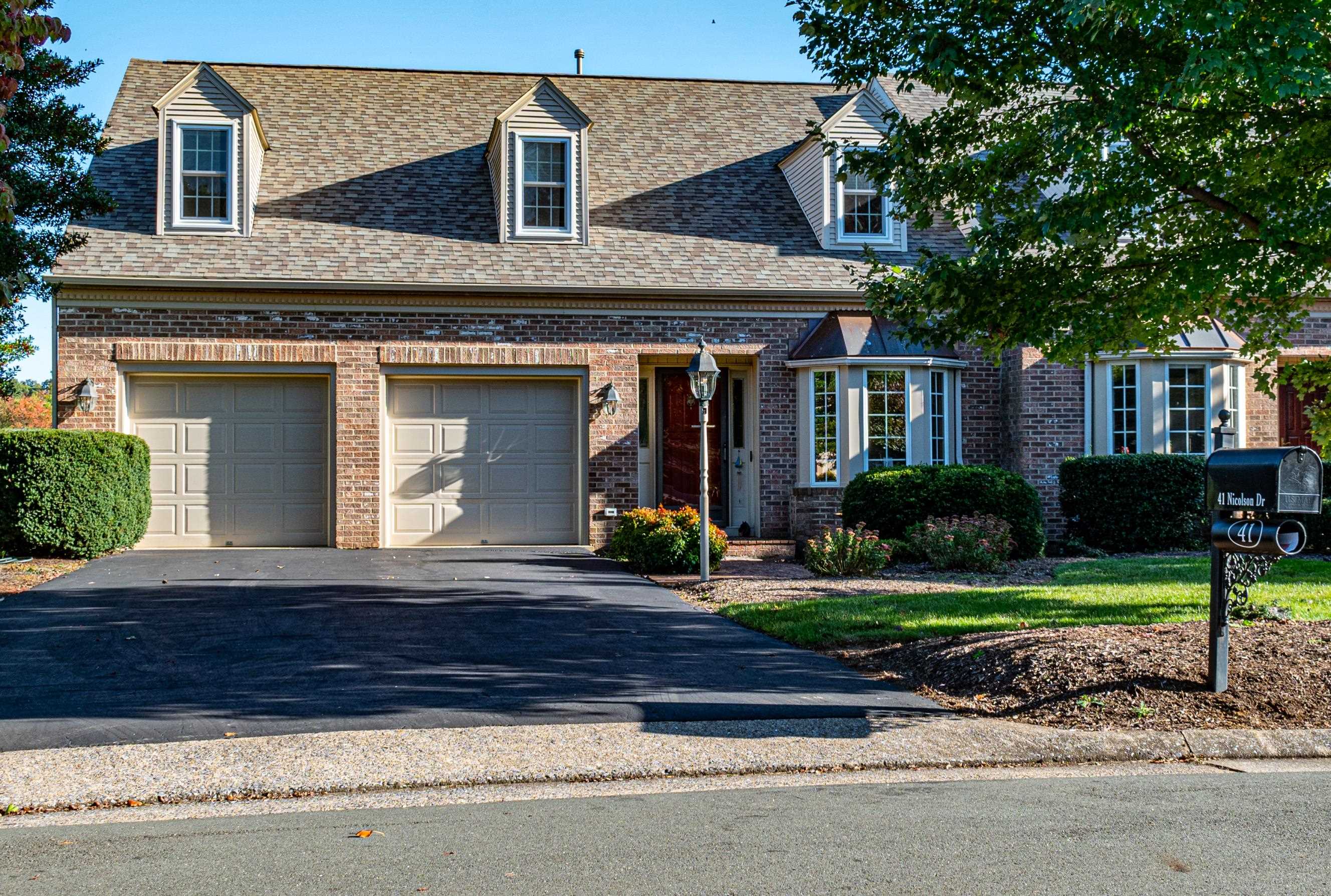 41 NICOLSON DR