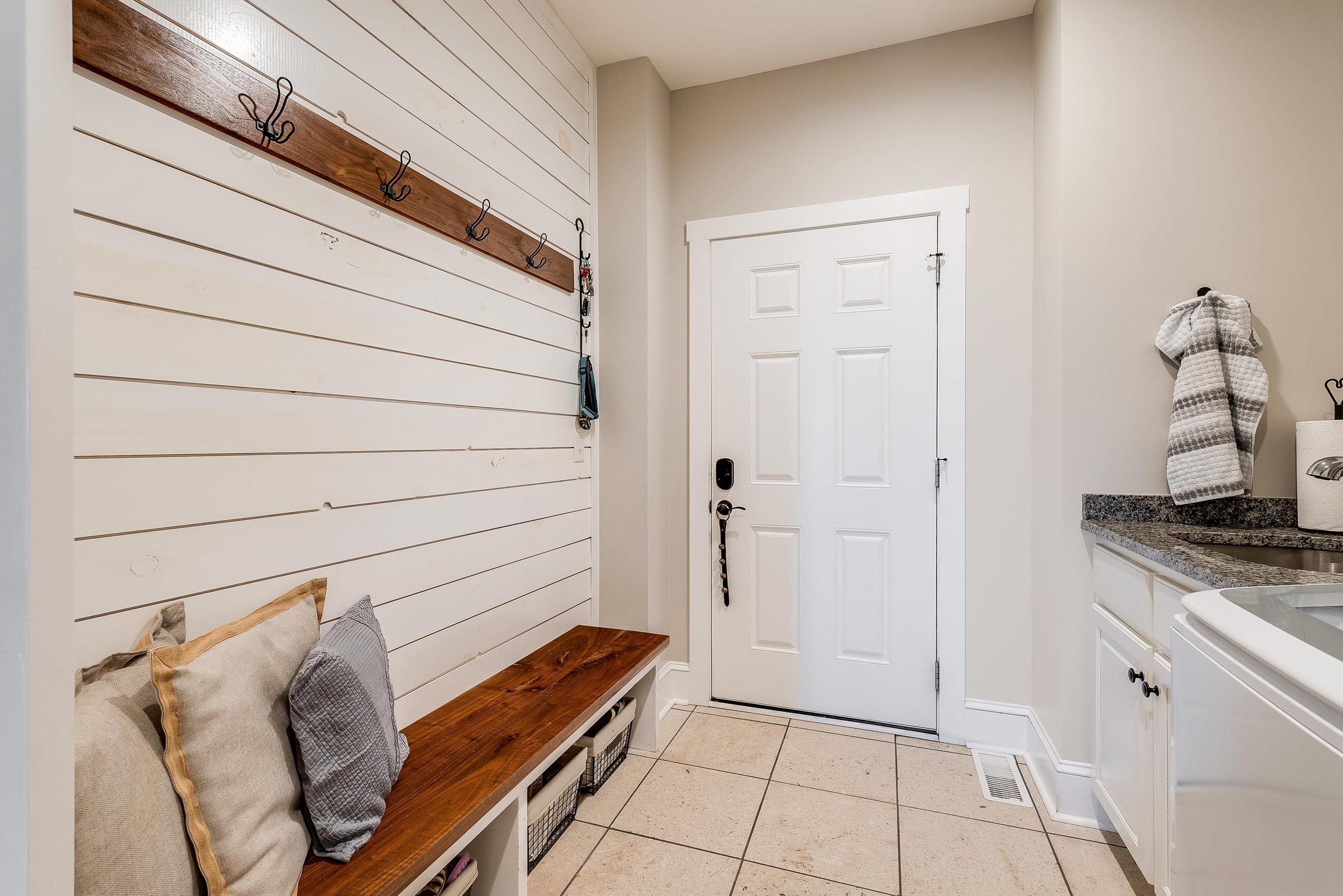 446 GUTHRIE RD