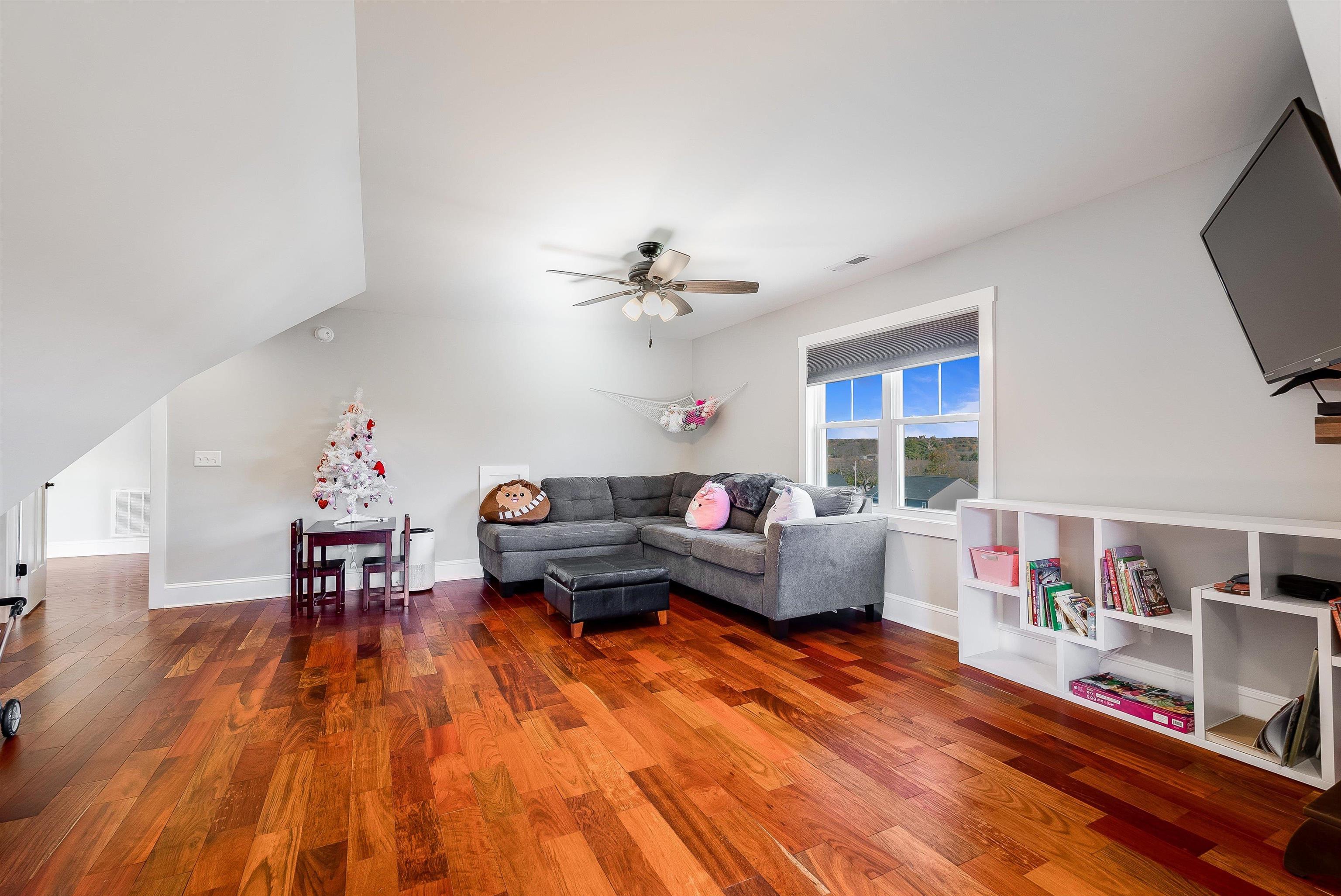 446 GUTHRIE RD