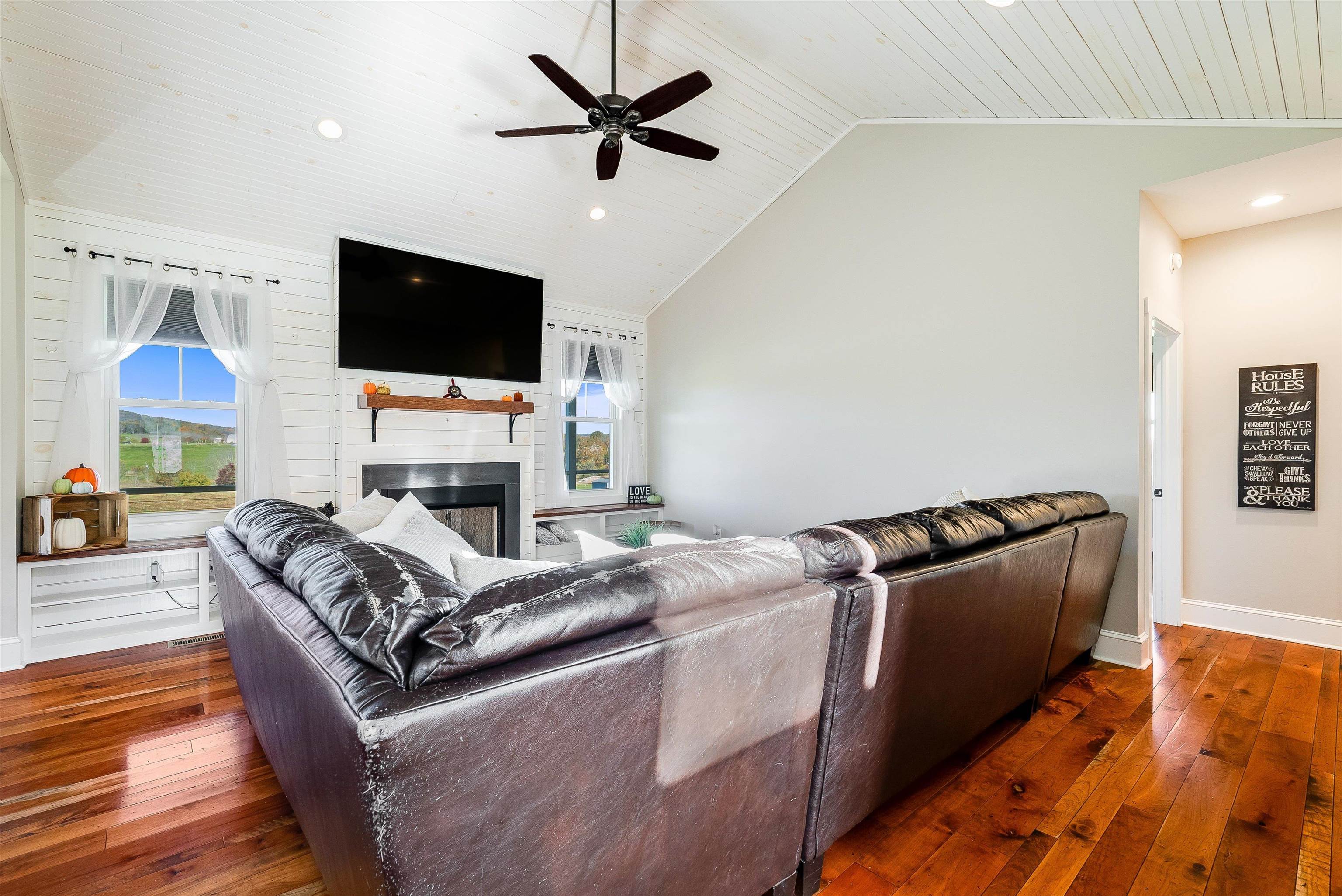 446 GUTHRIE RD