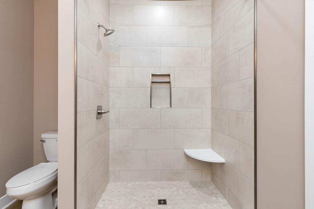 23 ALMA ANN LN