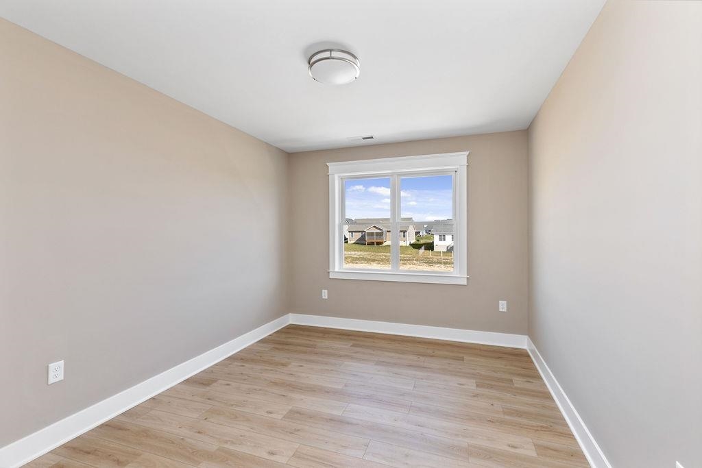 23 ALMA ANN LN
