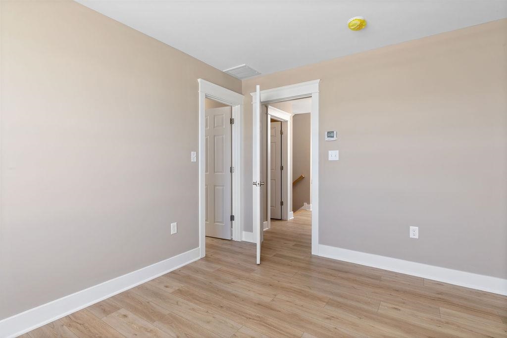 23 ALMA ANN LN