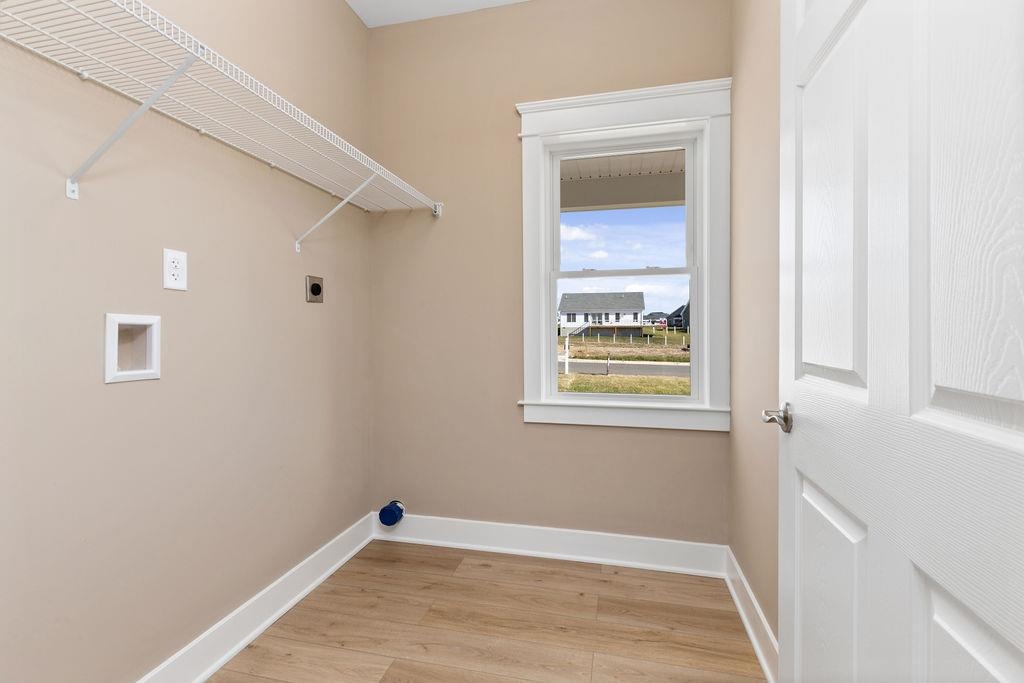 23 ALMA ANN LN