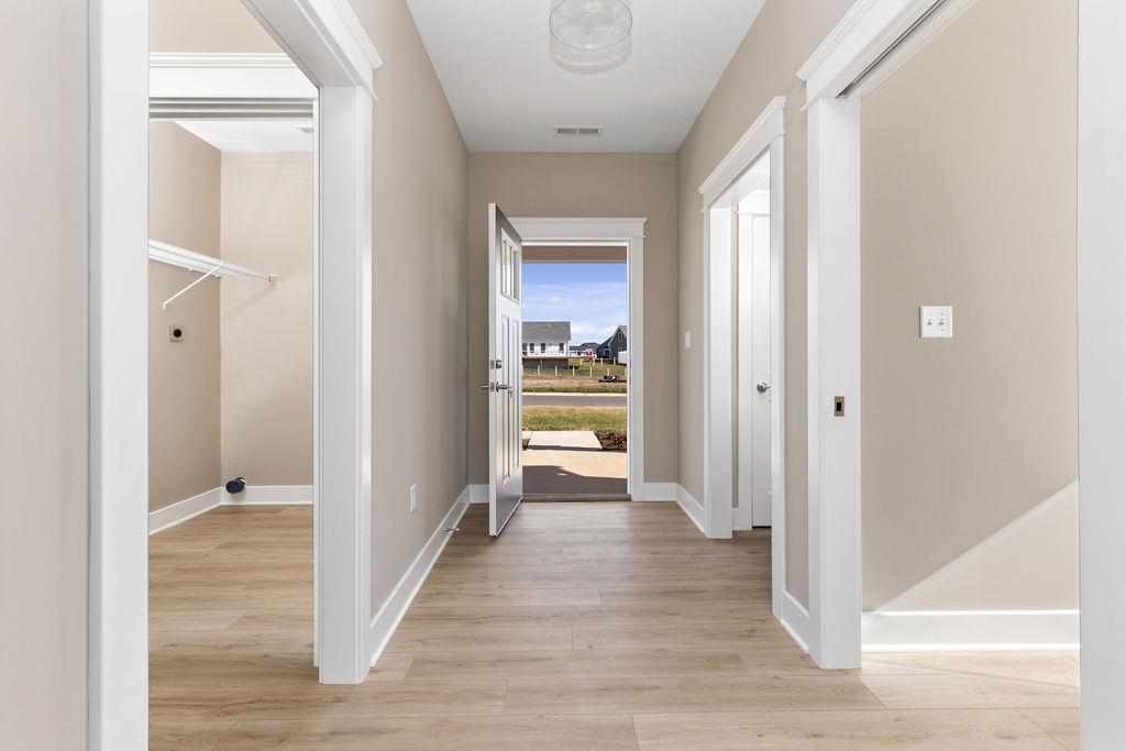 23 ALMA ANN LN