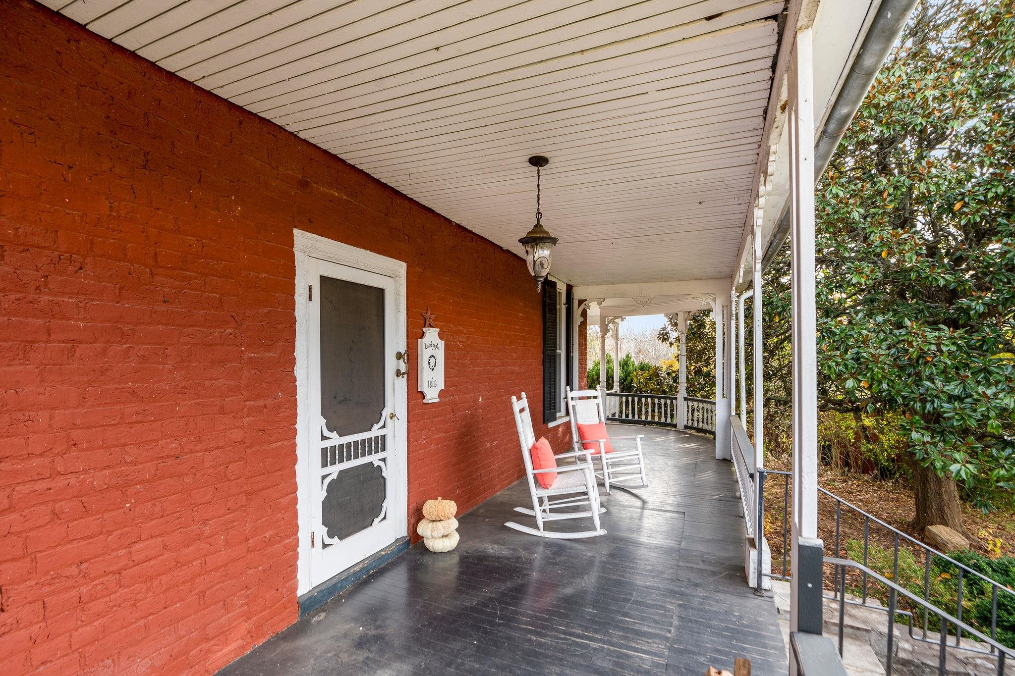 444 TRINITY POINT RD