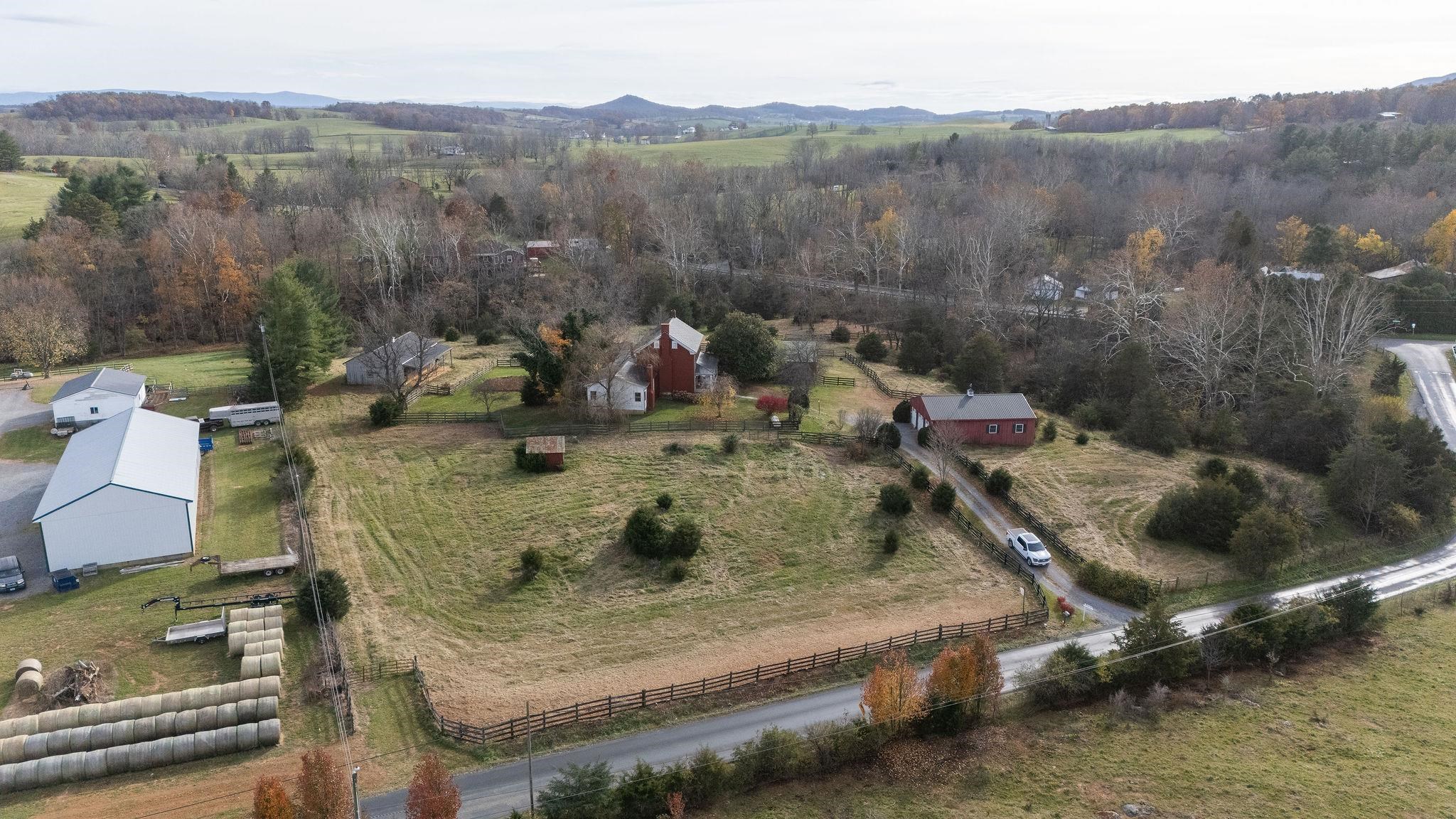 444 TRINITY POINT RD