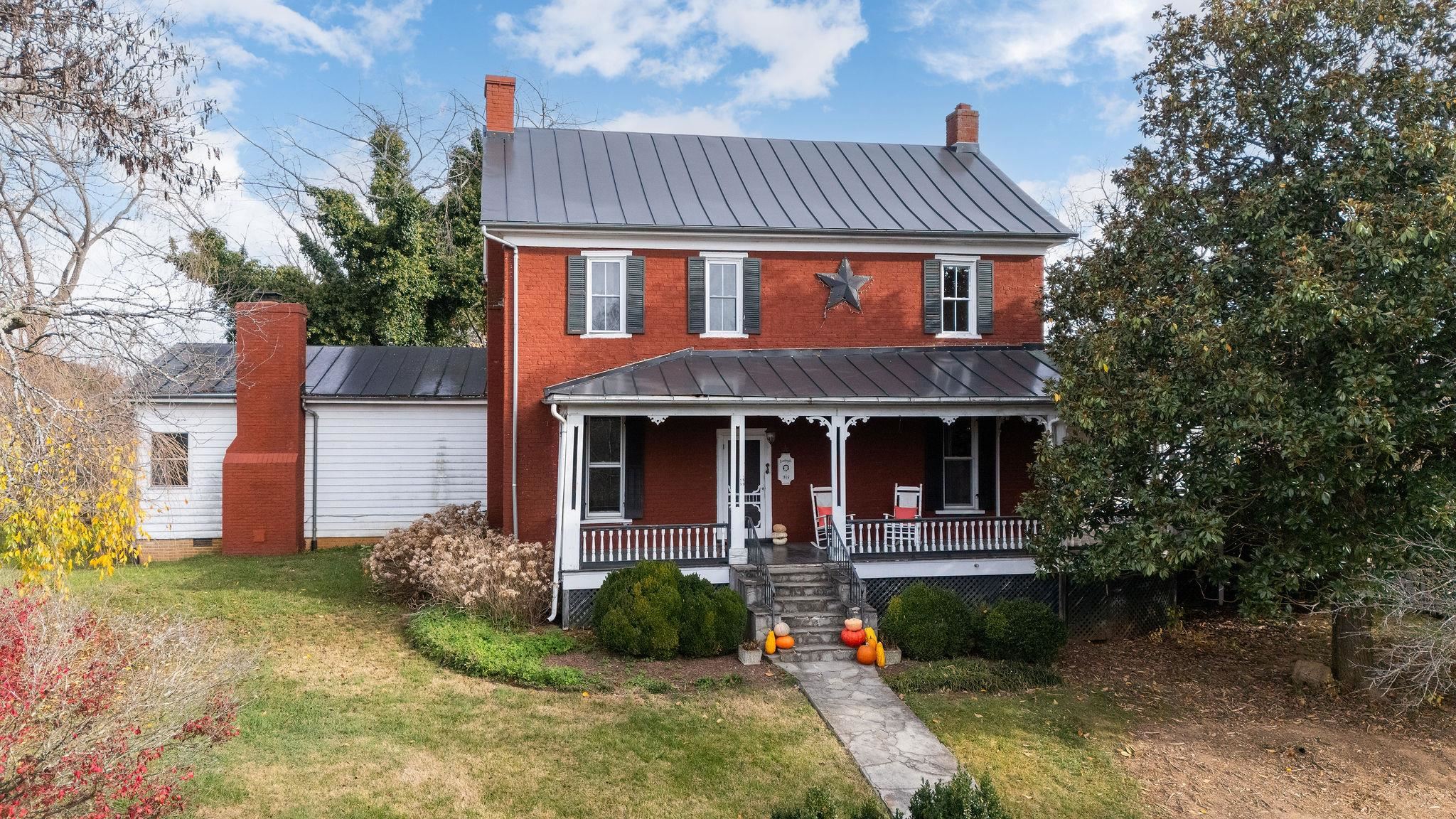 444 TRINITY POINT RD