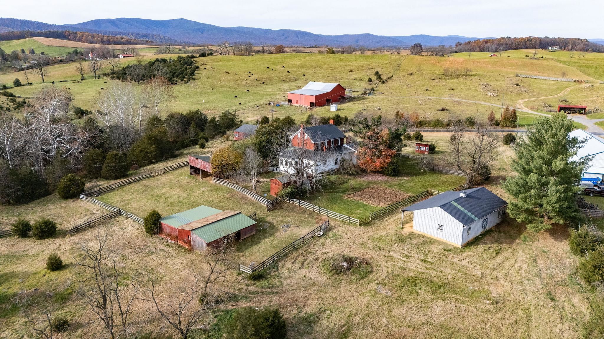 444 TRINITY POINT RD