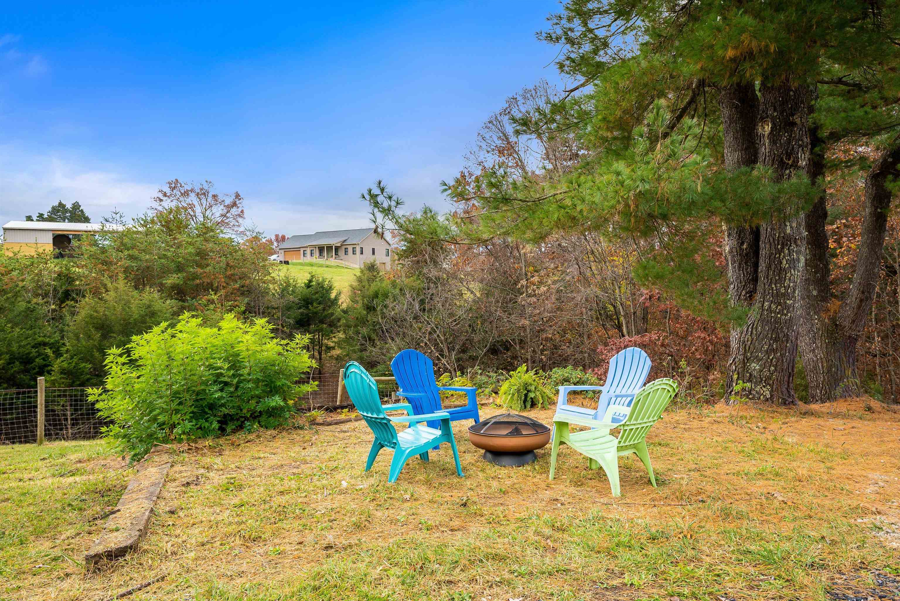 671 INDIAN MOUND RD