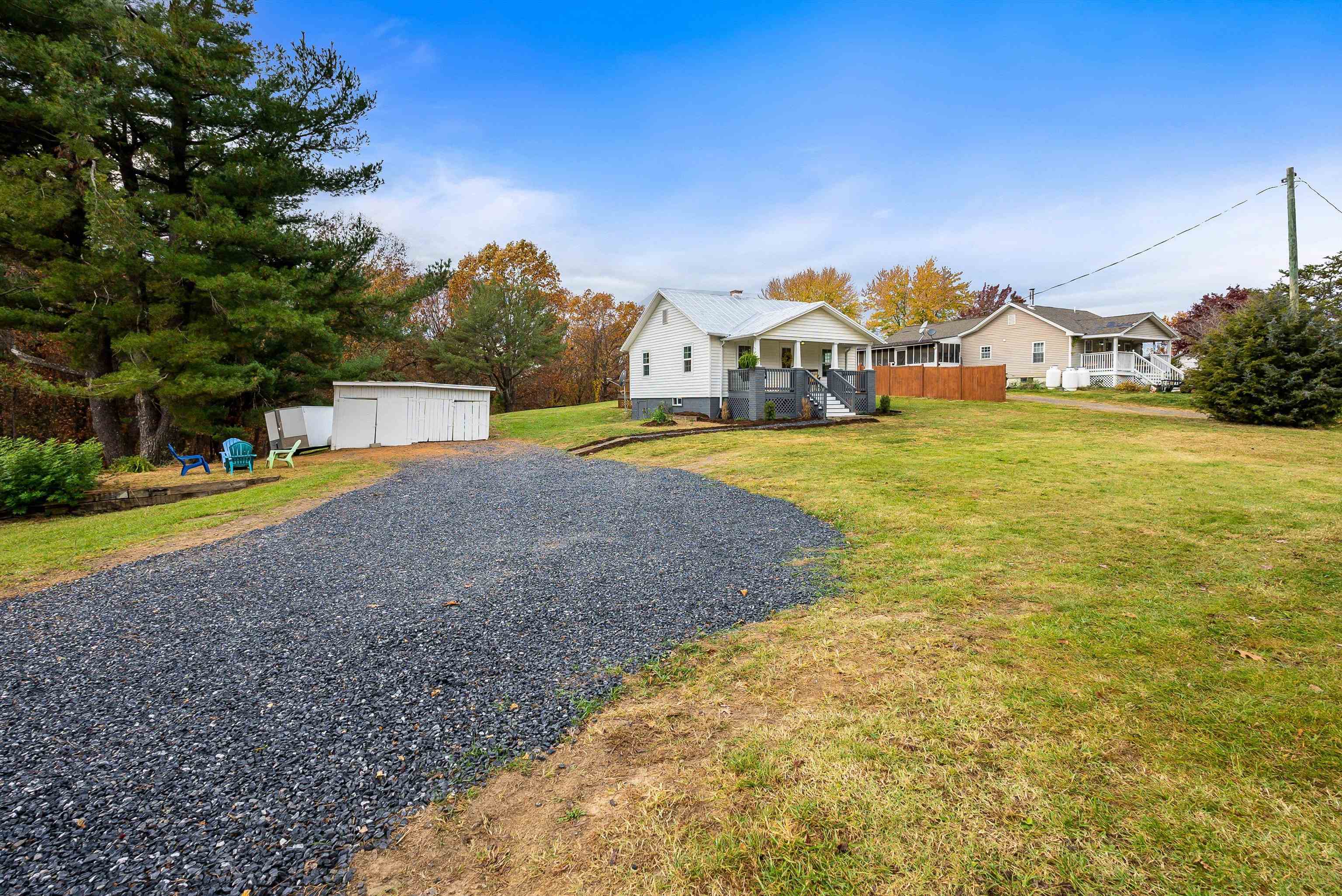 671 INDIAN MOUND RD