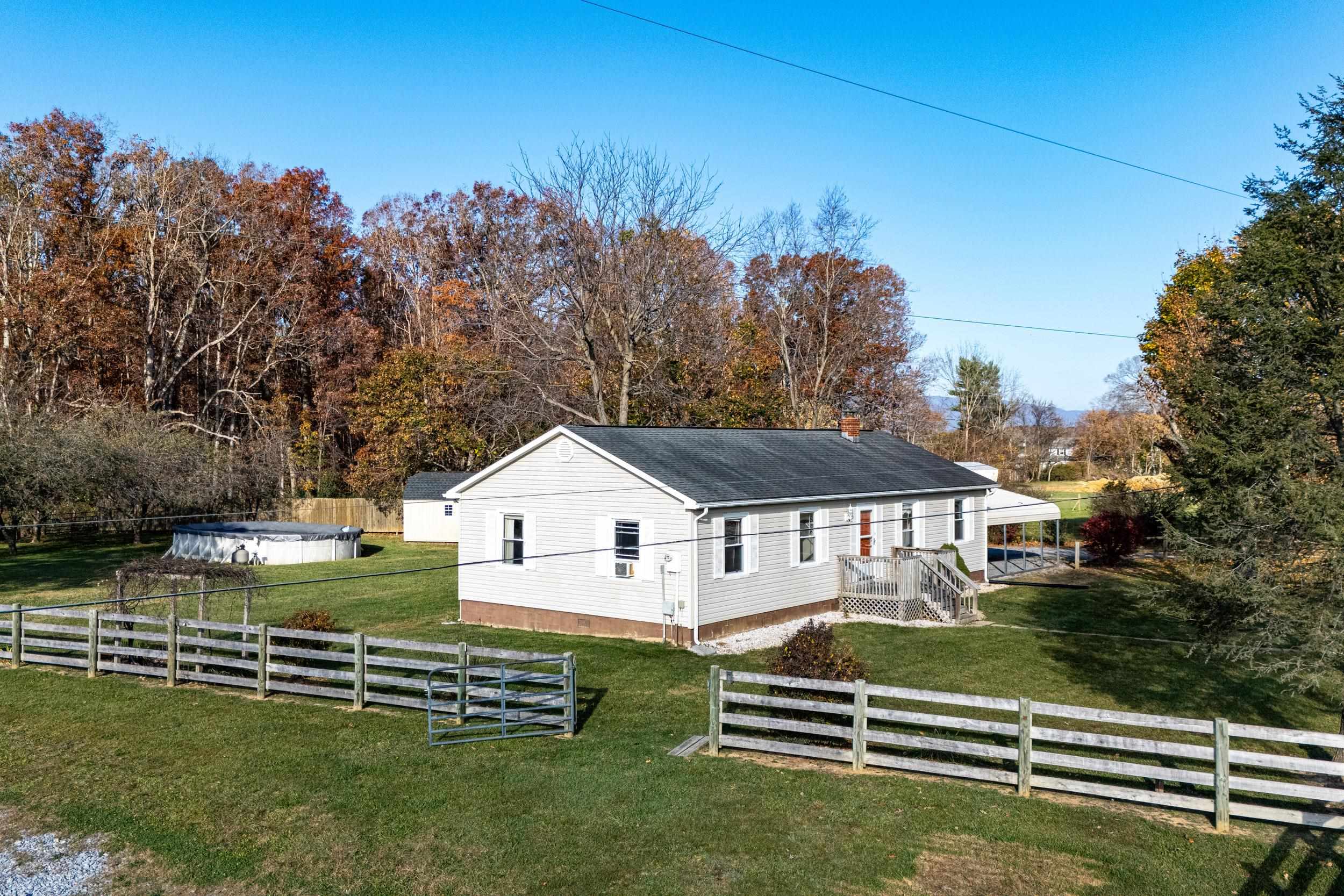 2324 NEWTOWN RD