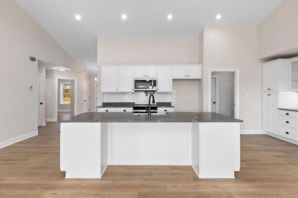 154 LINDBURGH DR