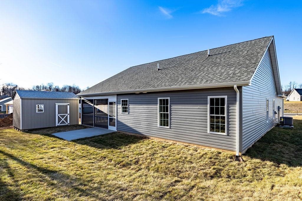 166 LANGLEY DR