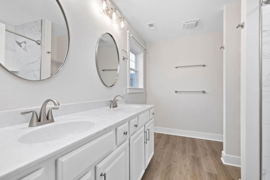 166 LANGLEY DR