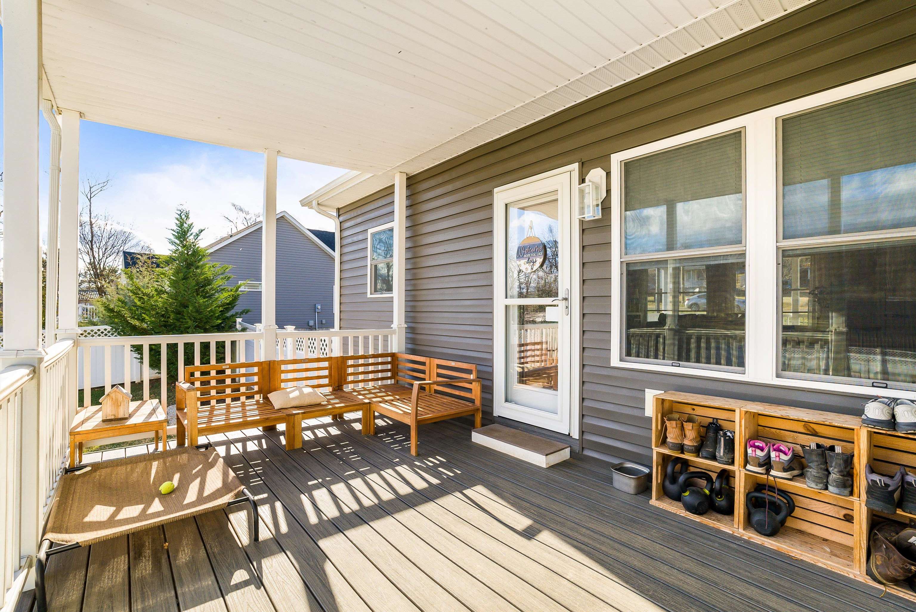 182 MONTGOMERY RD