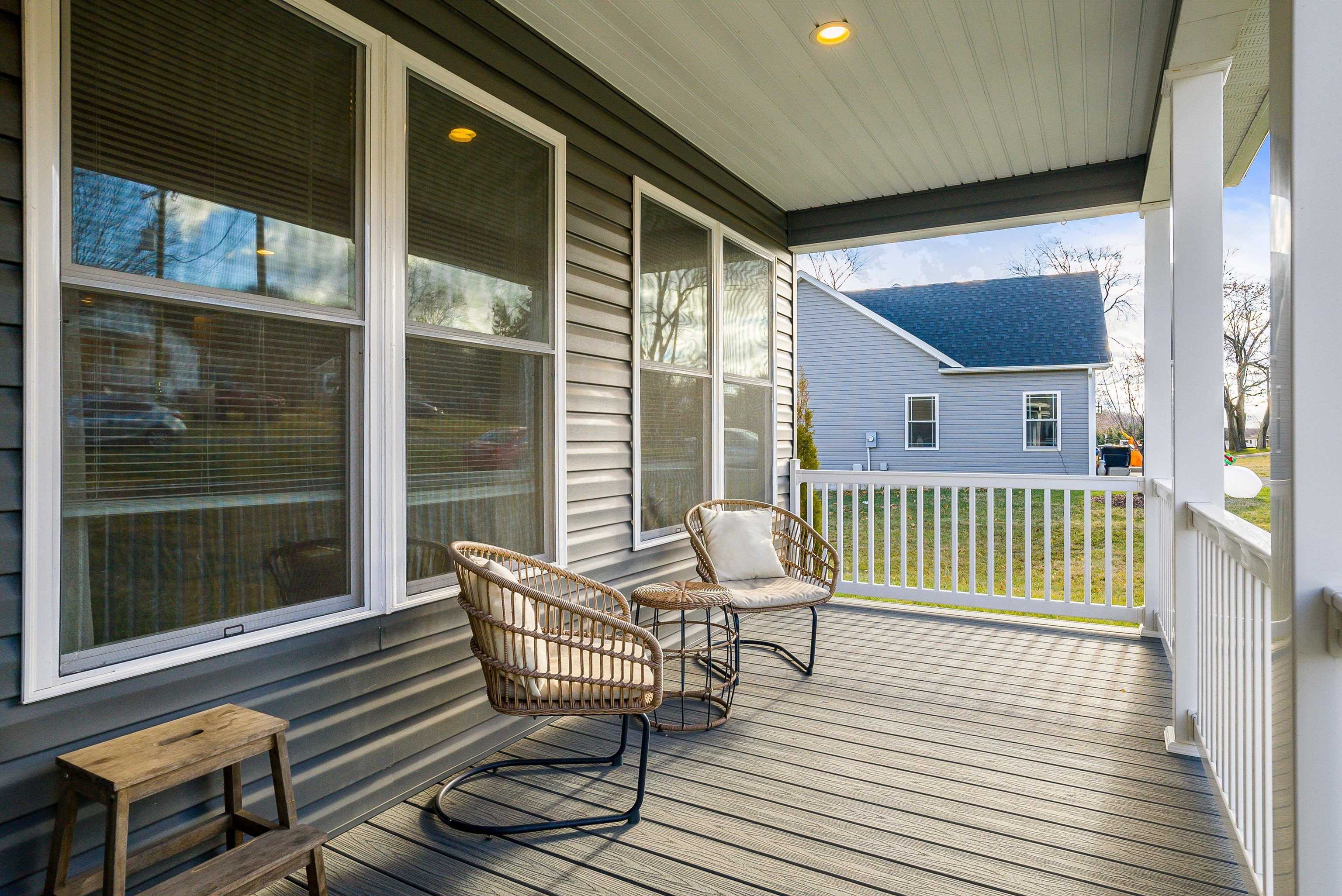 182 MONTGOMERY RD