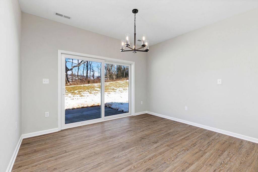 207 LINDBURGH DR