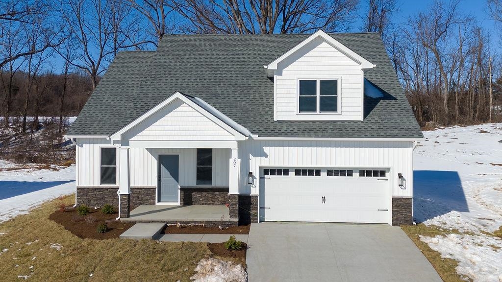 207 LINDBURGH DR