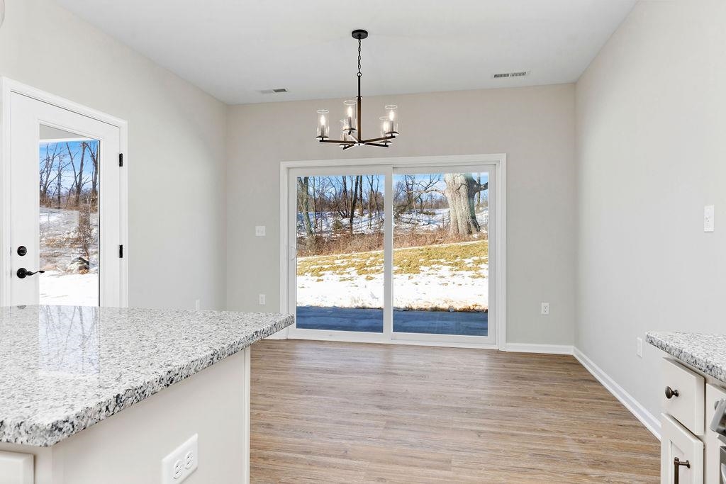 207 LINDBURGH DR