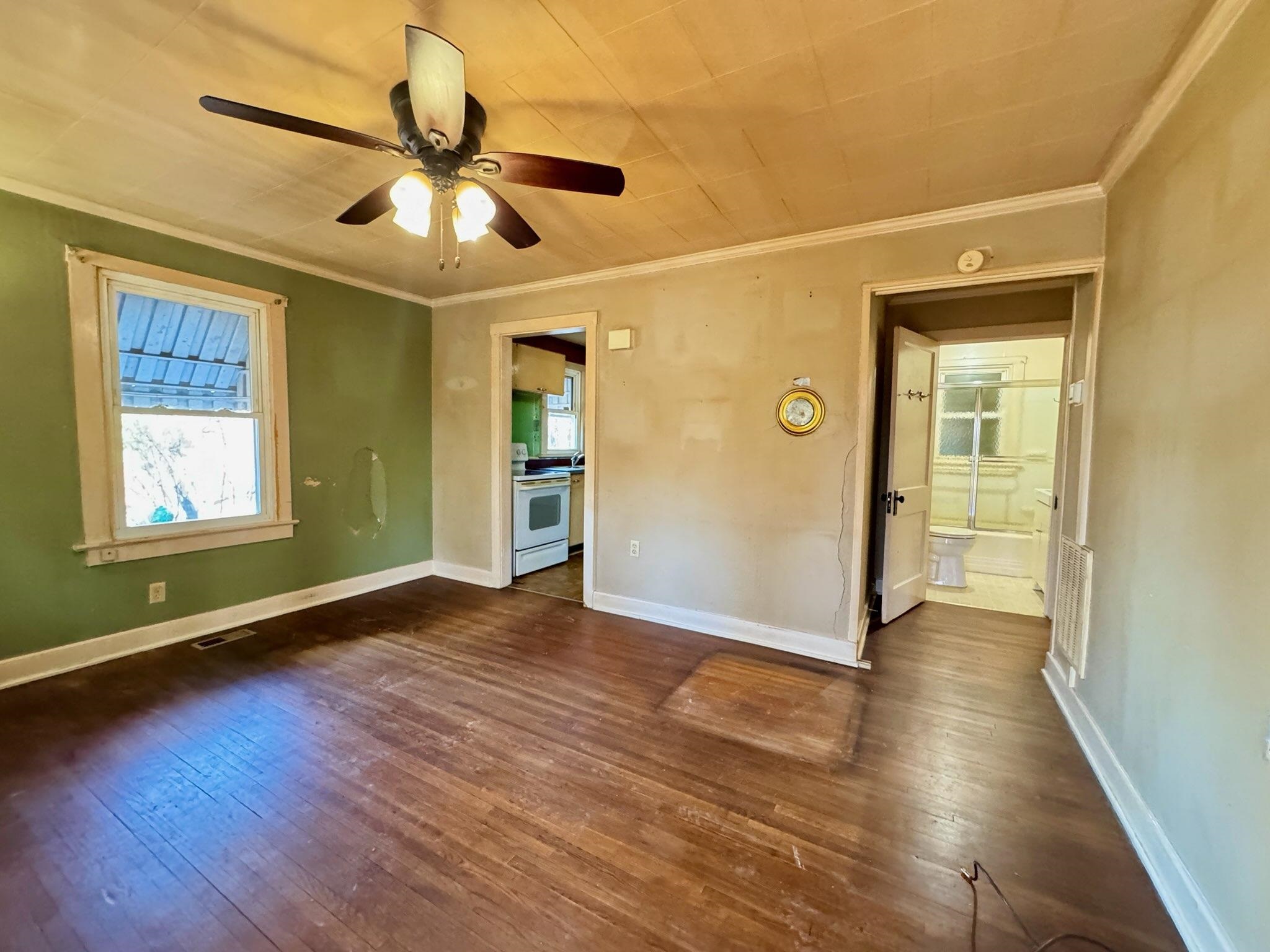 837 FABER AVE