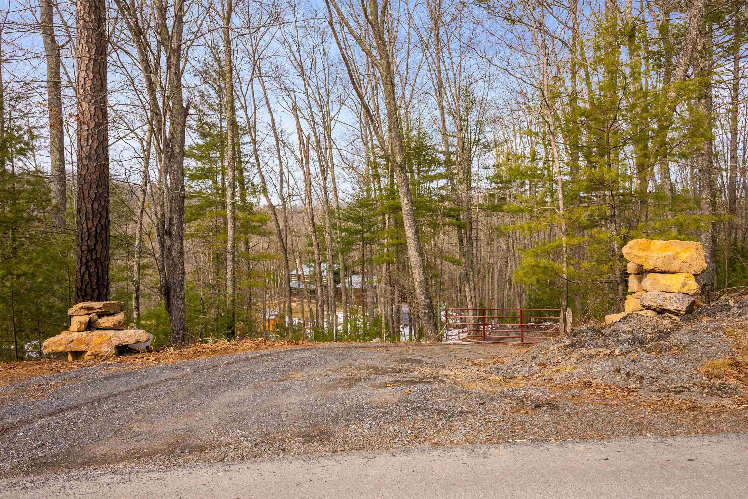 5311 PIG RUN RD