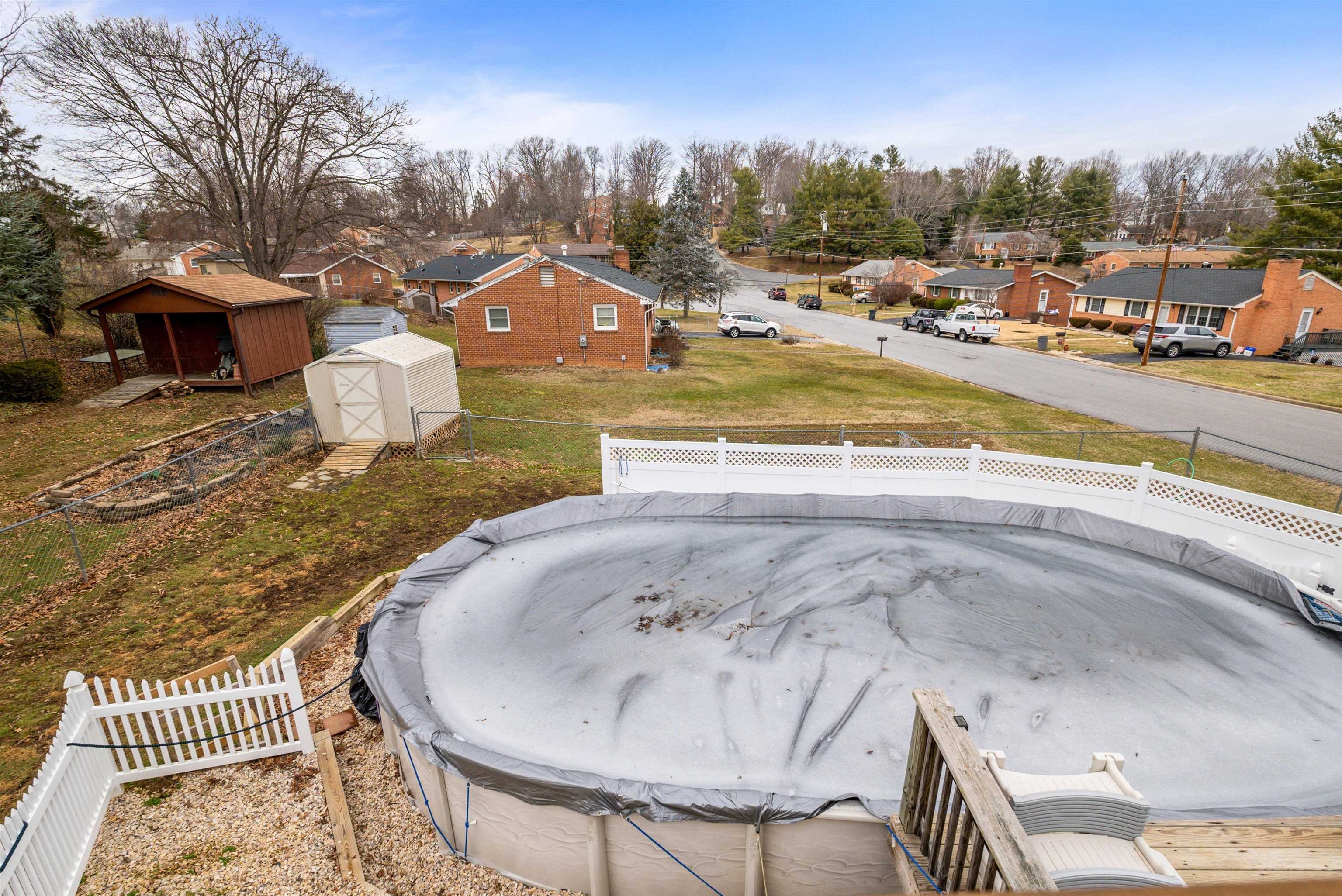 201 BURNLEY DR