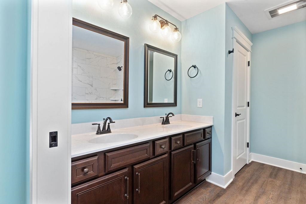 178 LANGLEY DR