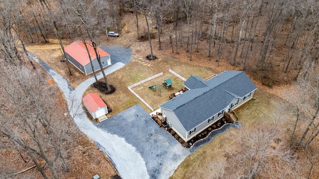 121 SIR ROBIN RD