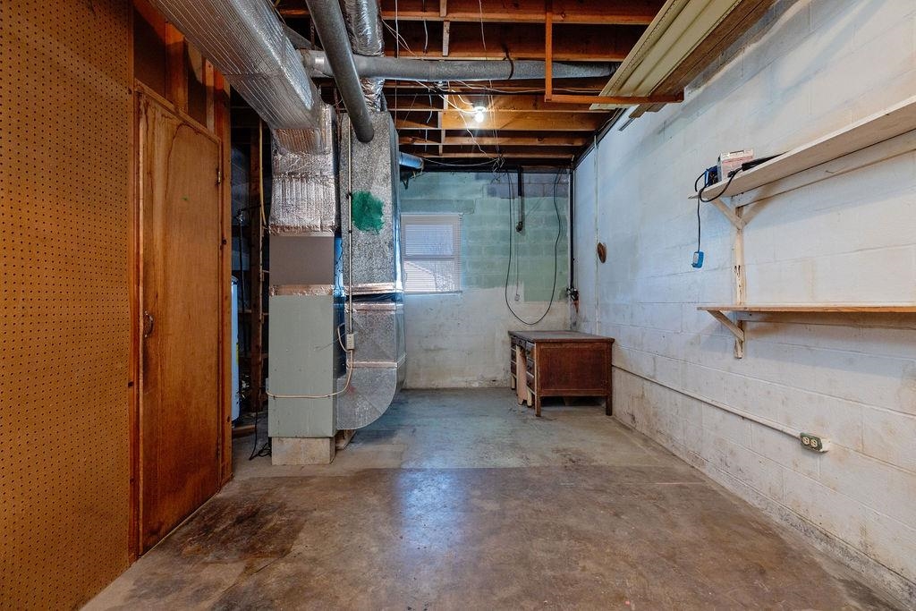 204 GARLAND DR