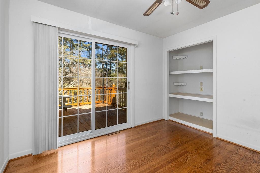 204 GARLAND DR