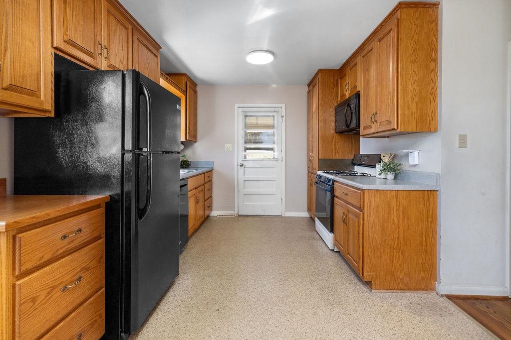 204 GARLAND DR