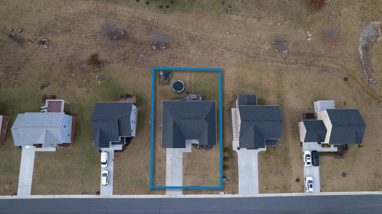 4245 MERINO LN