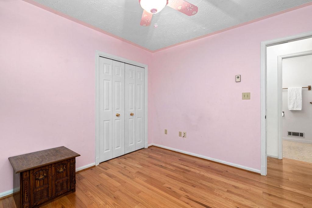 181 4 WHEEL DR