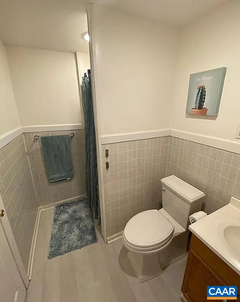 190 OLD LAUREL HILL RD