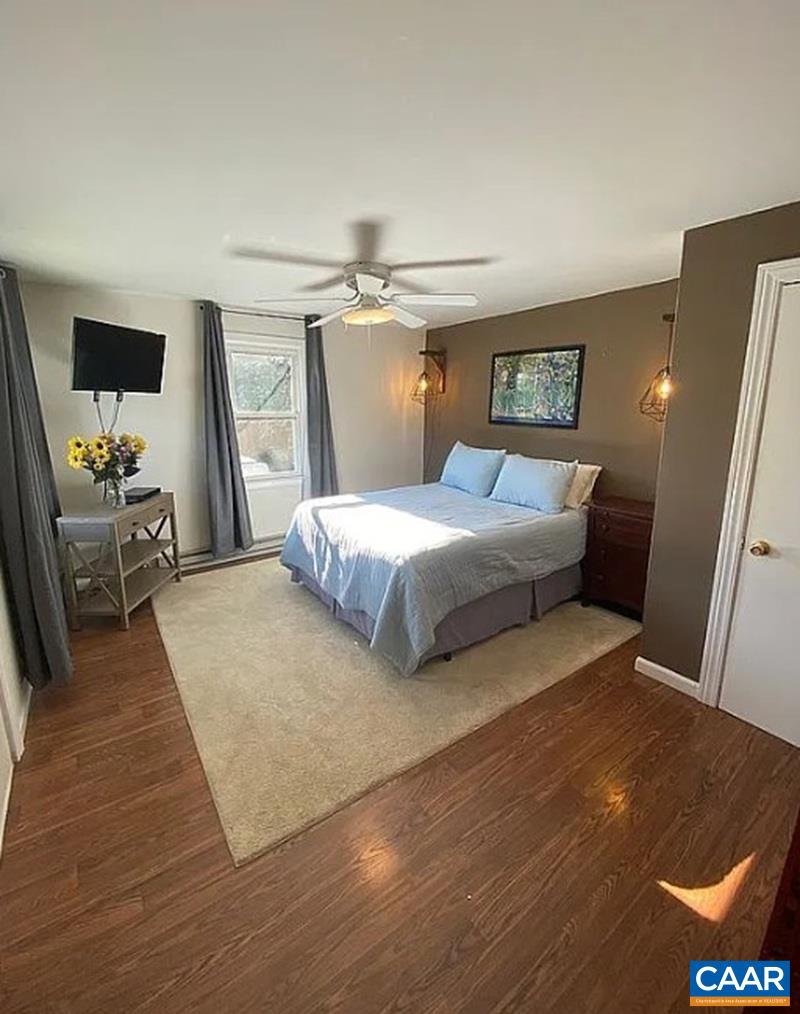 190 OLD LAUREL HILL RD