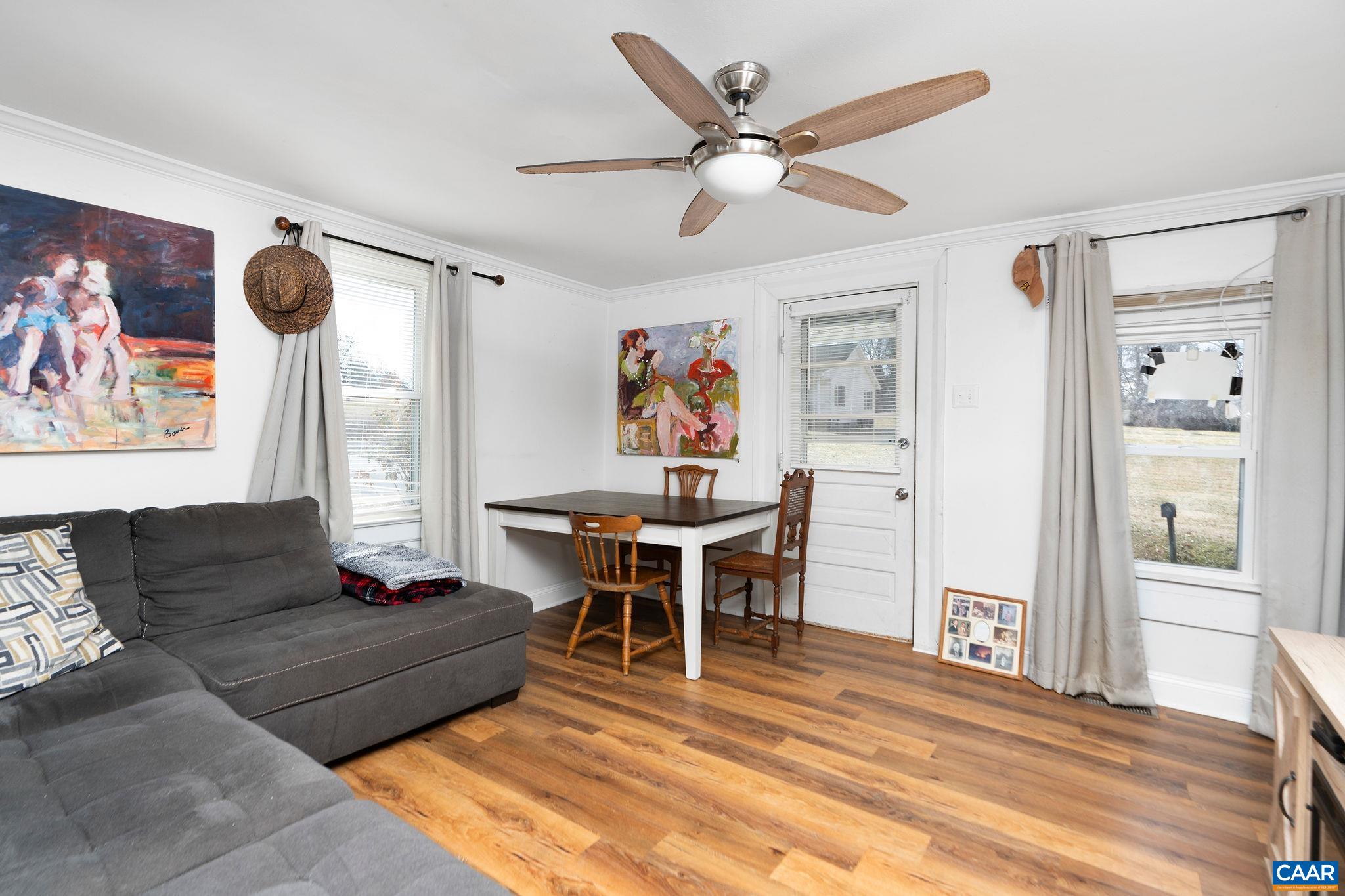 190 OLD LAUREL HILL RD