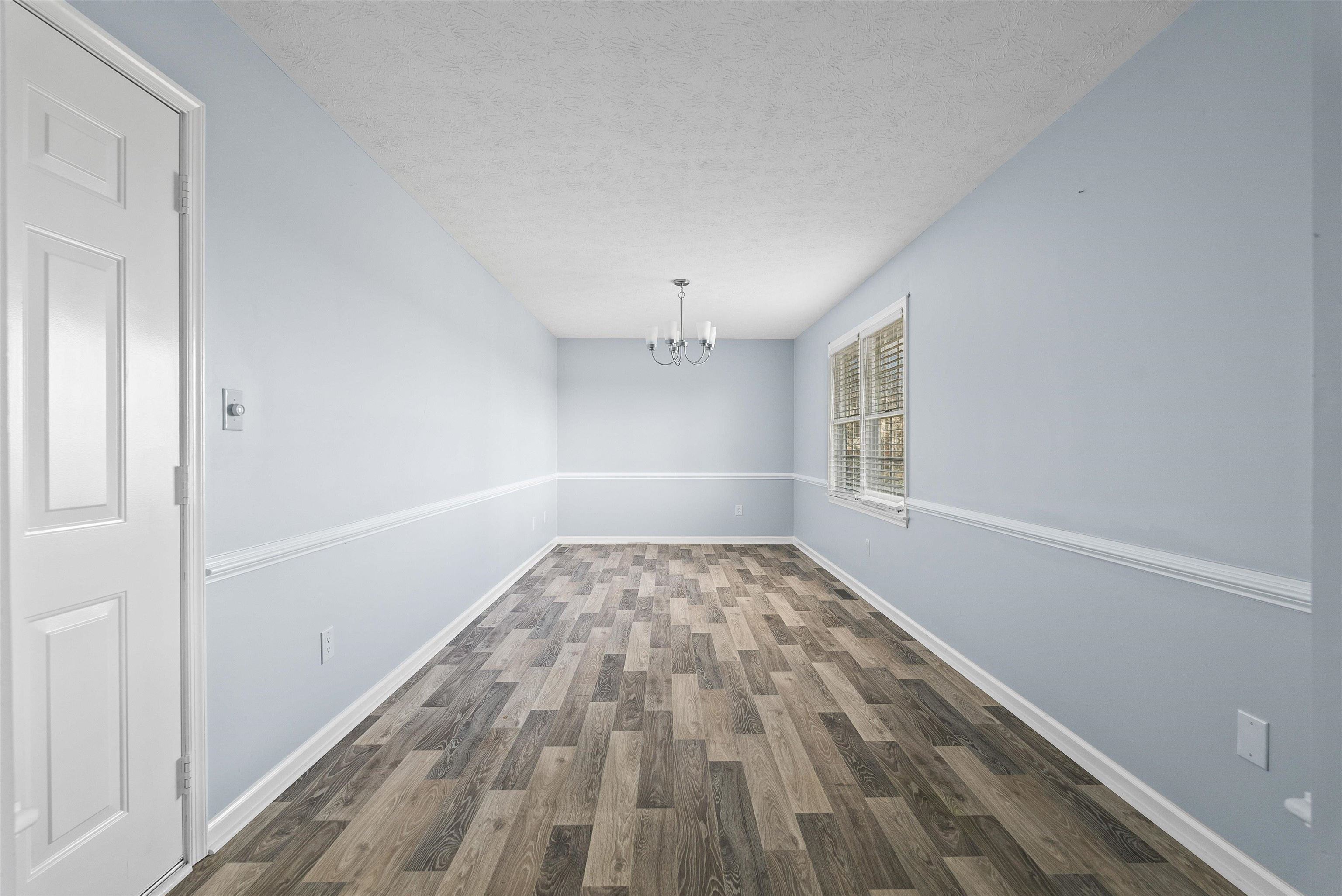 328 WESTMINISTER DR