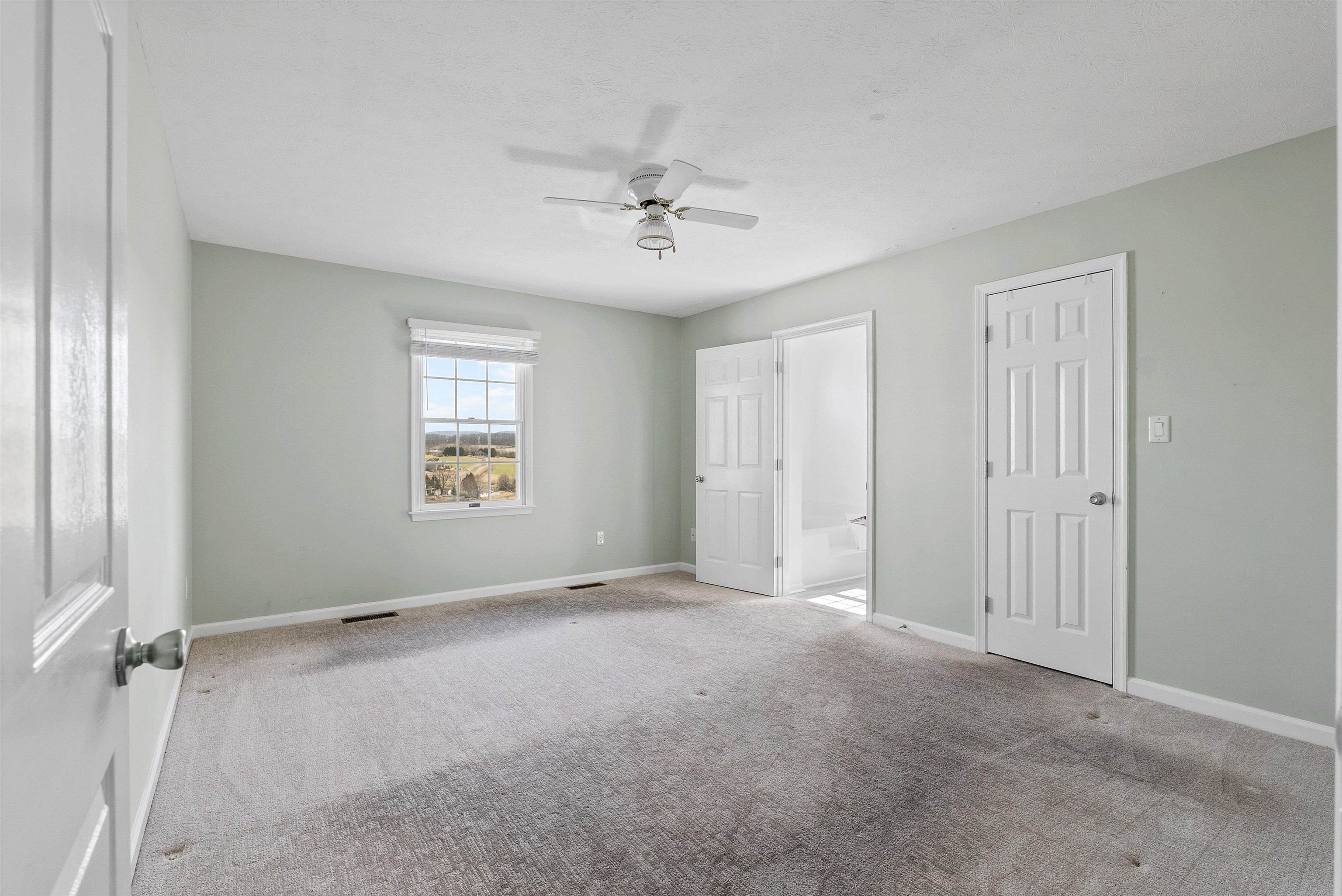 328 WESTMINISTER DR
