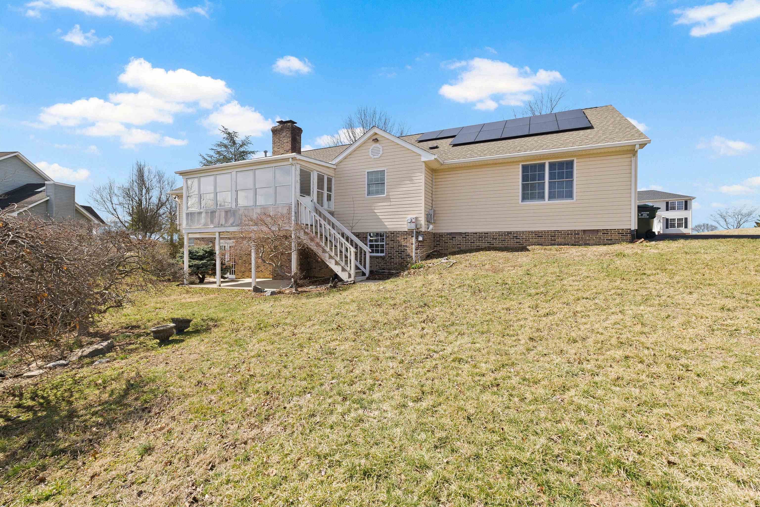 328 WESTMINISTER DR