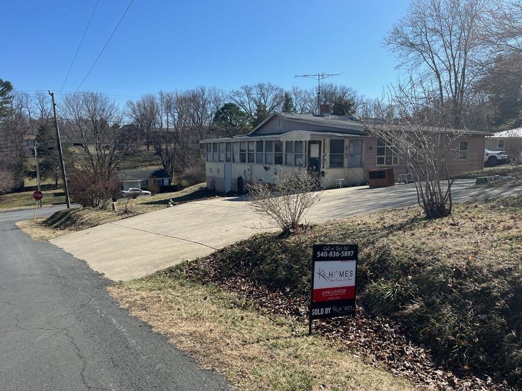 69 HIGHLAND AVE