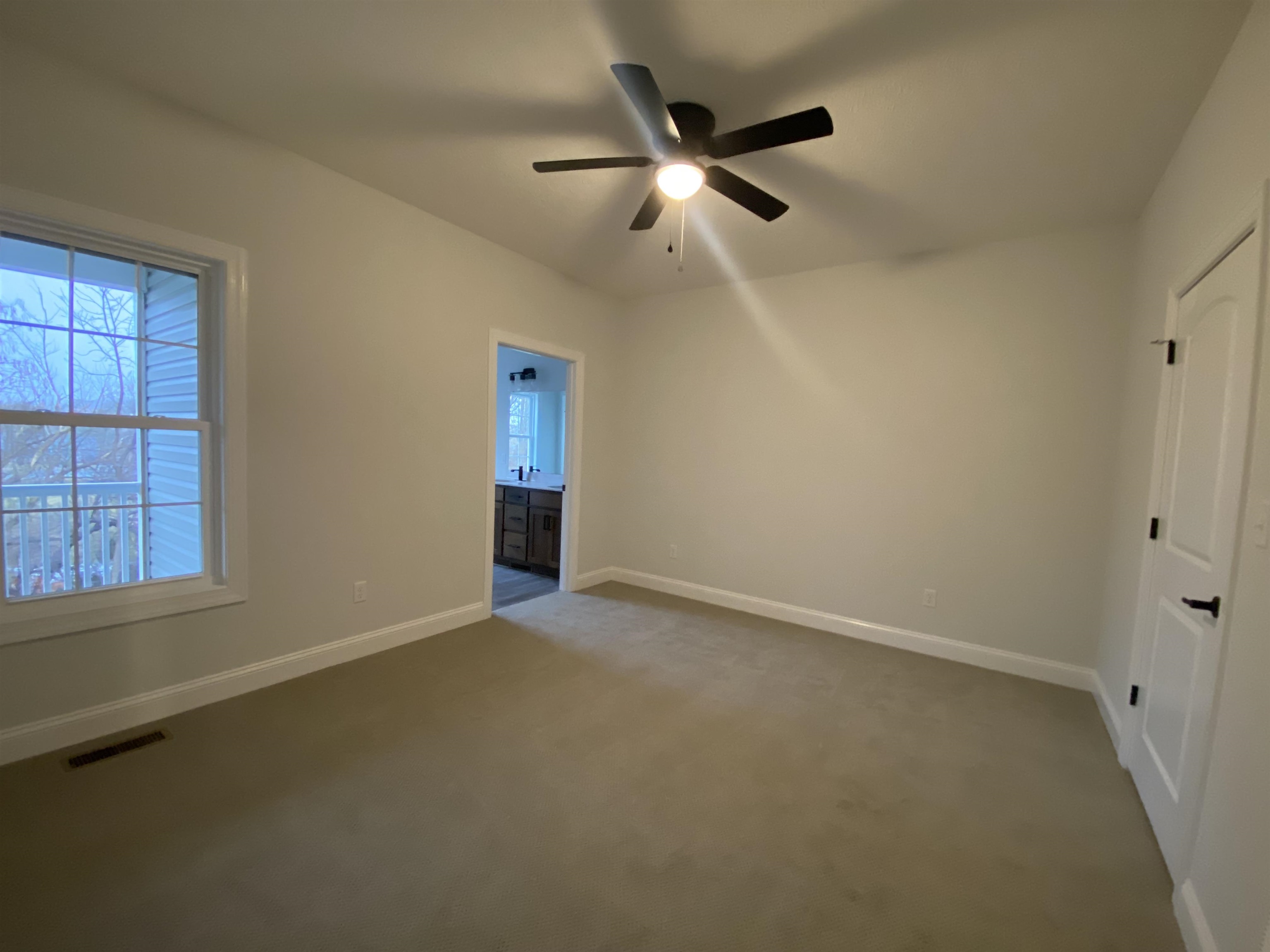 48 FOSSIL DR