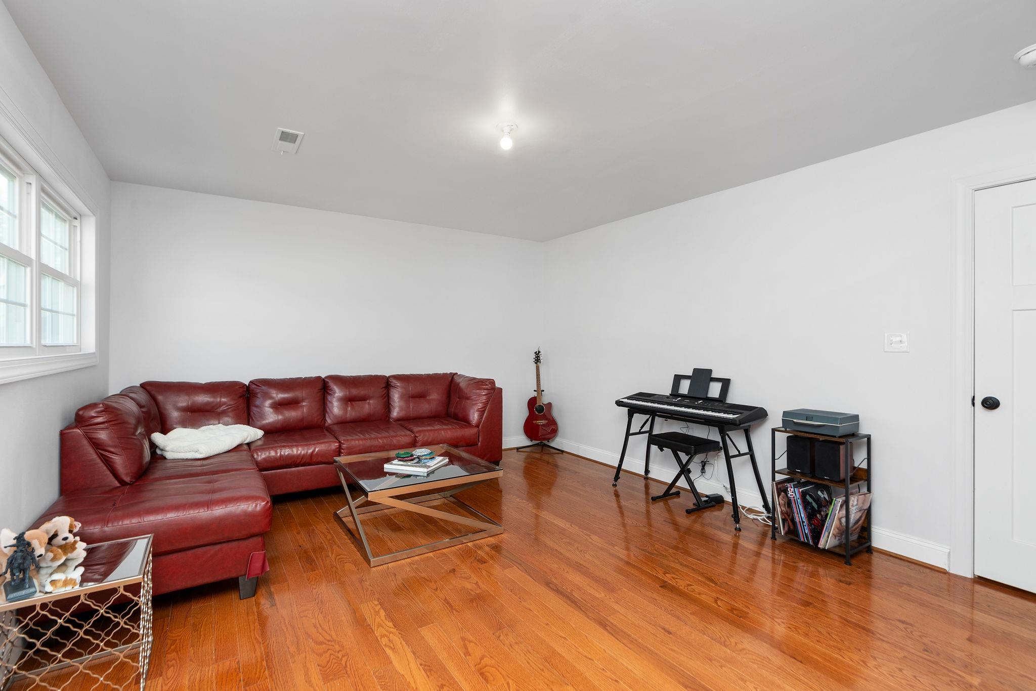 18 SPRING VIEW DR