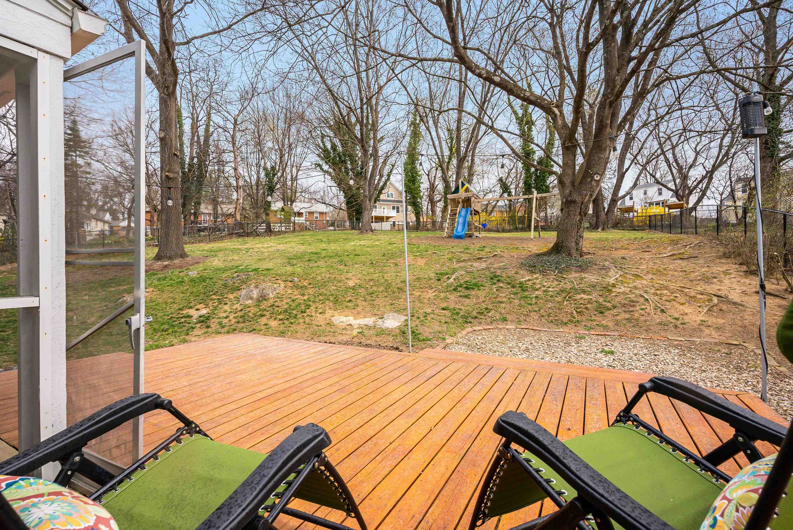 444 COLLEGE CIR