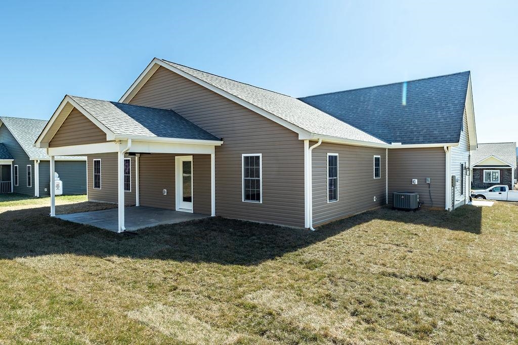 205 LINDBURGH DR