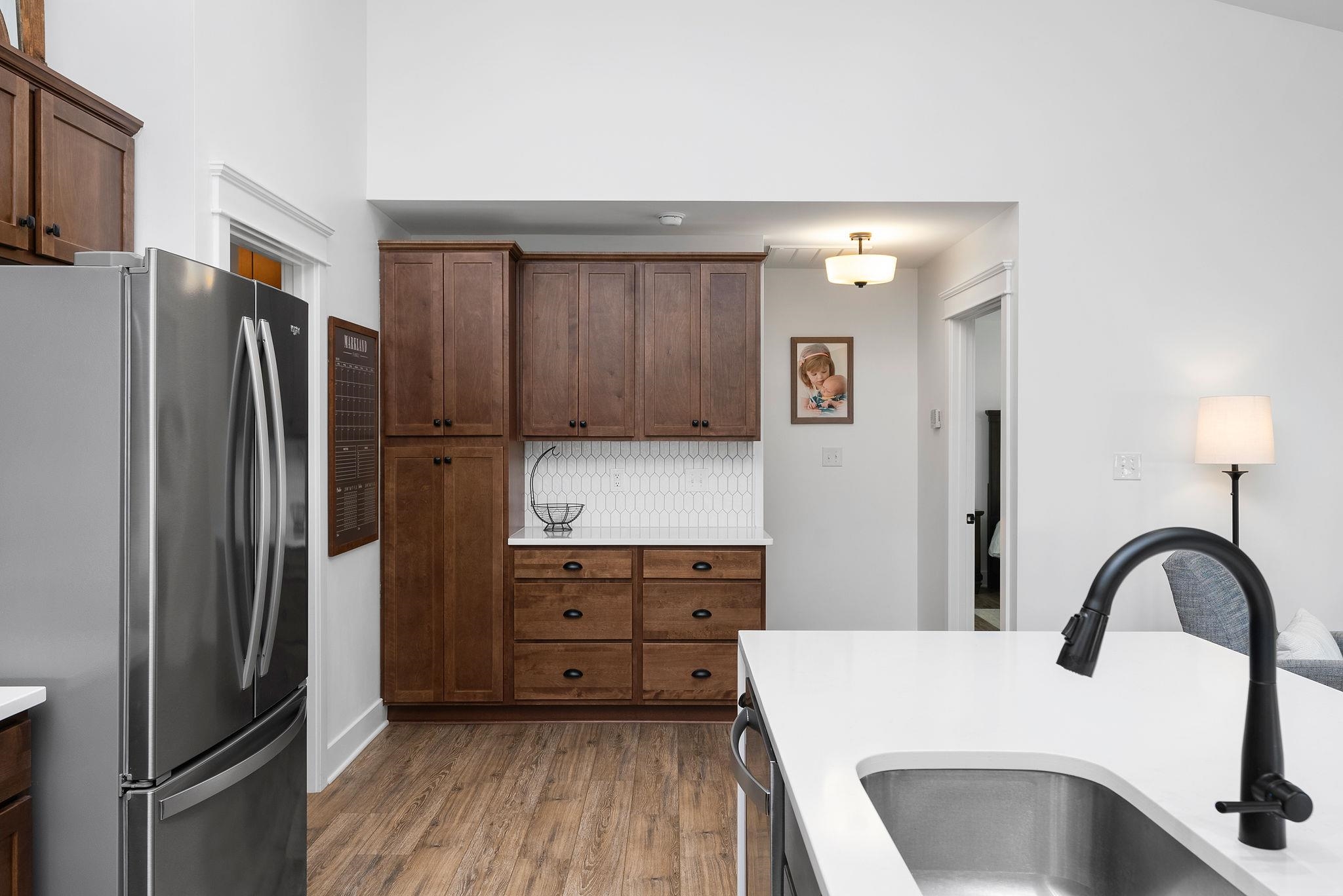 20 LAURA JEAN CT