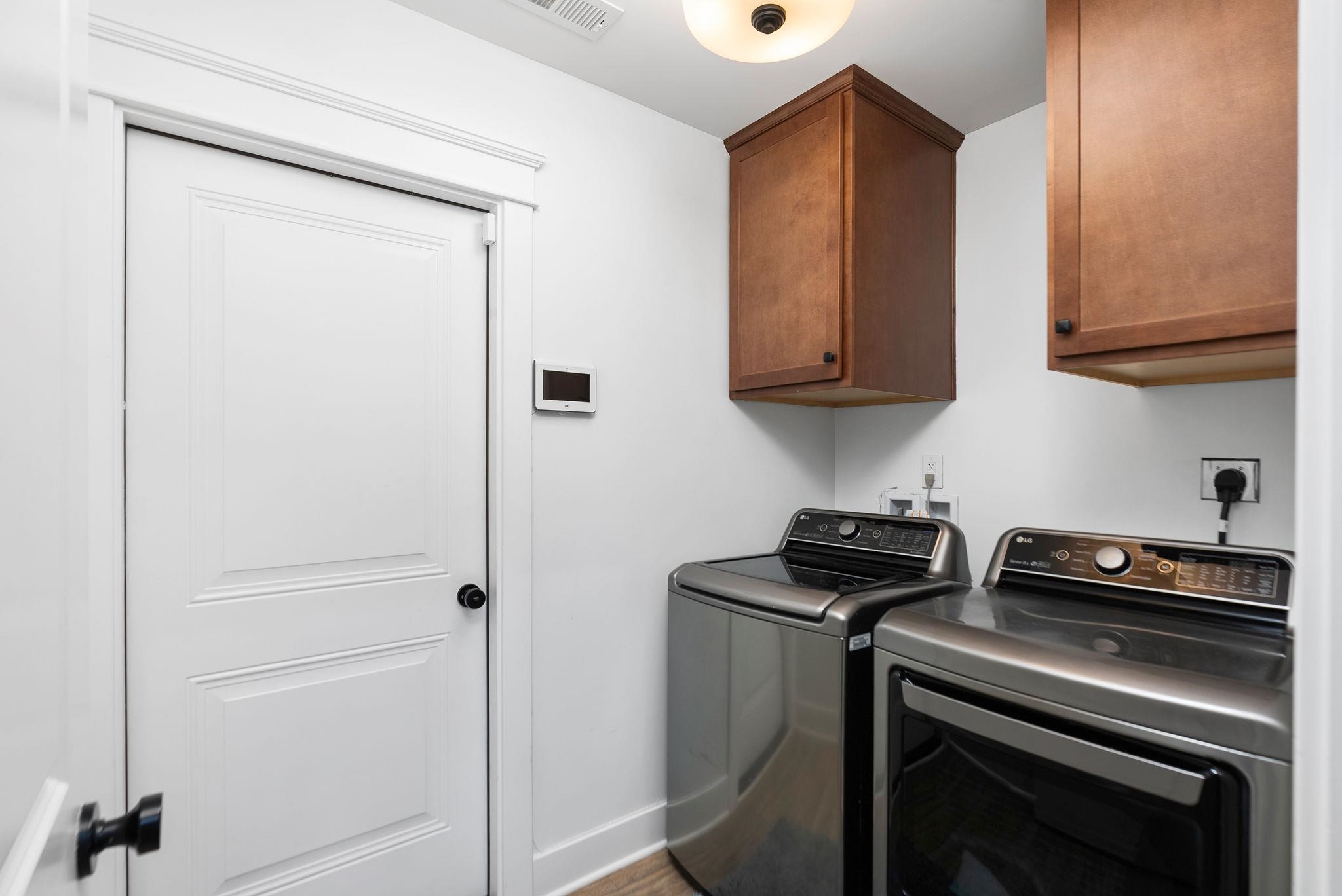 20 LAURA JEAN CT