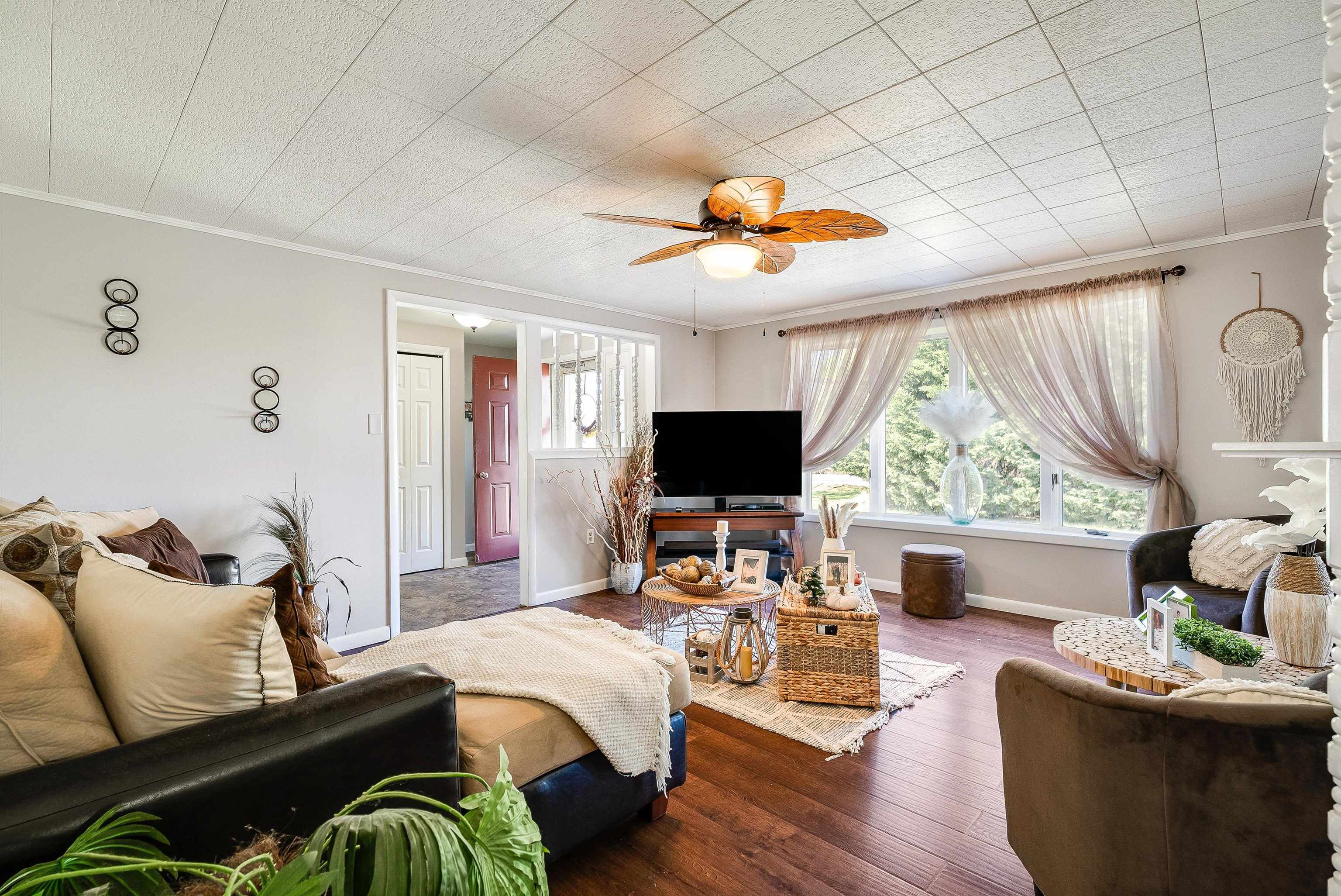 1023 GREENDALE RD